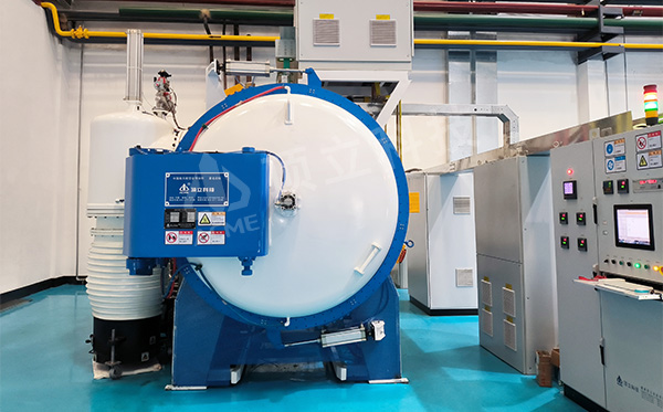 真空气淬炉.jpg